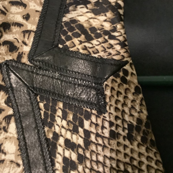 Jacket - Picture 5 of 6